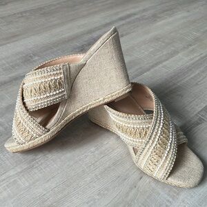 Wedged sandals